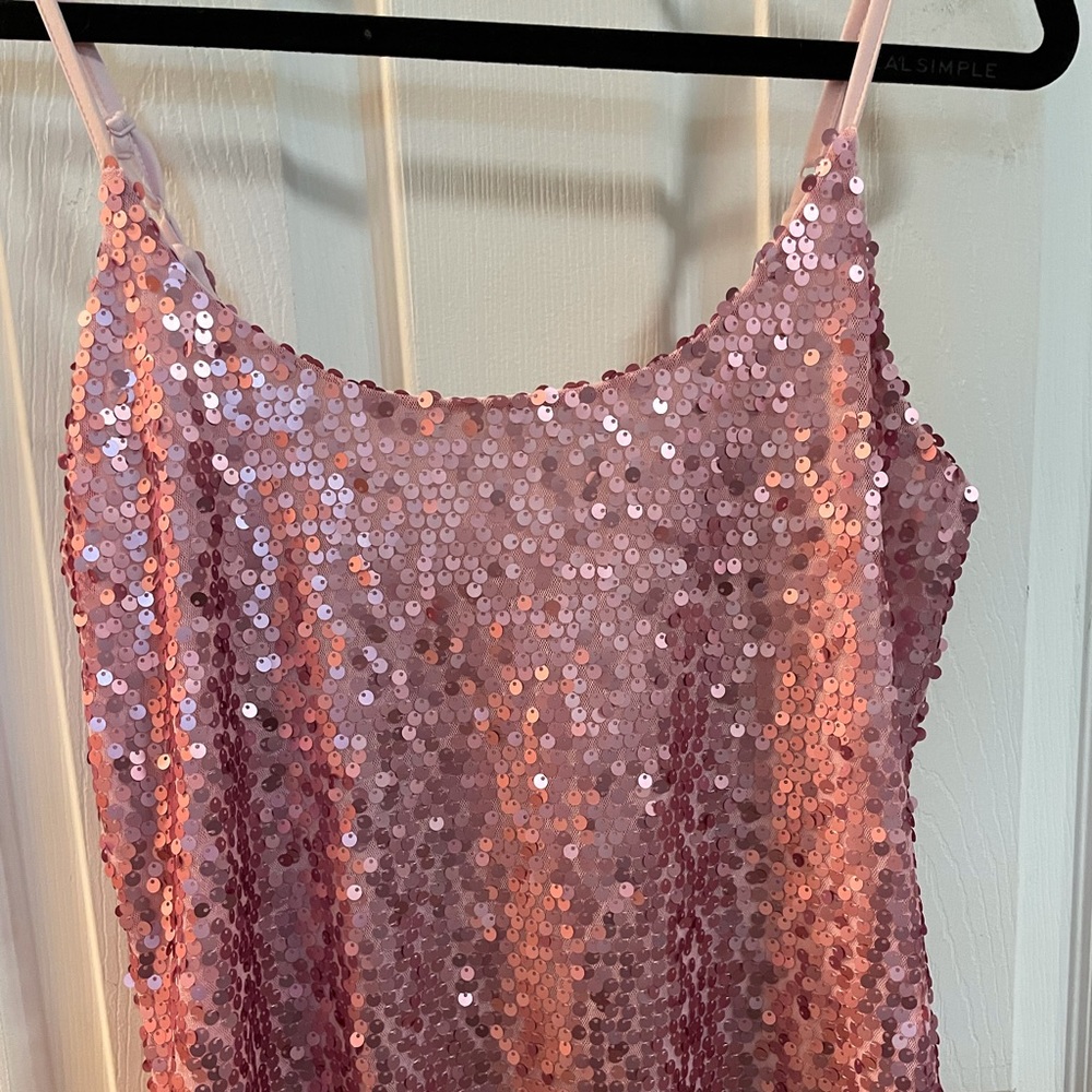 Boston Proper fuscia lined sequin top, size S